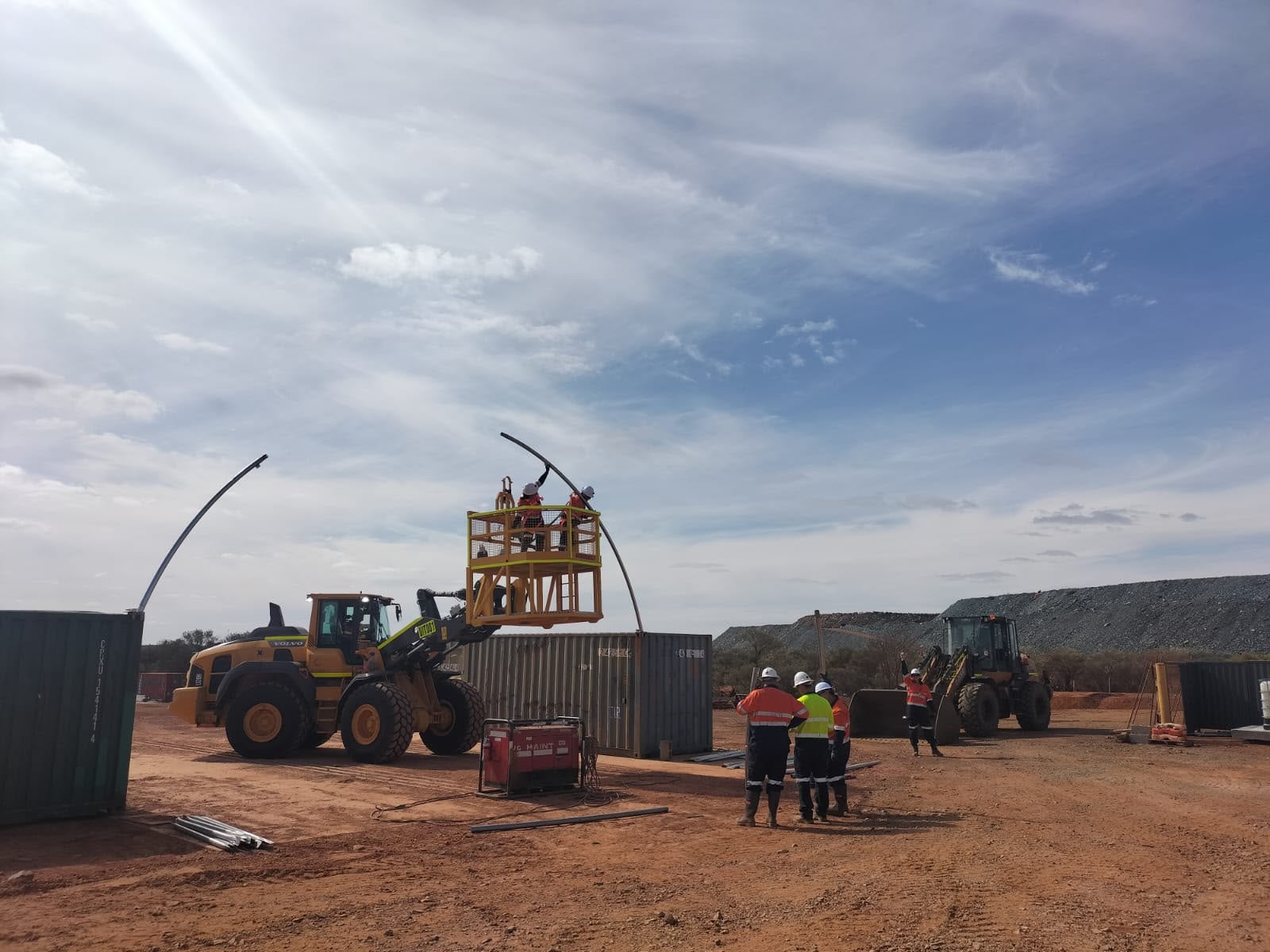 Workshop maintenance and preparation of underground mining equipment